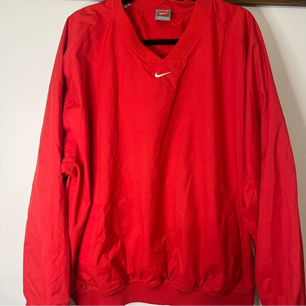 Vintage Men’s Nike Center Swoosh Pullover Windbreaker Jacket in Red Size L